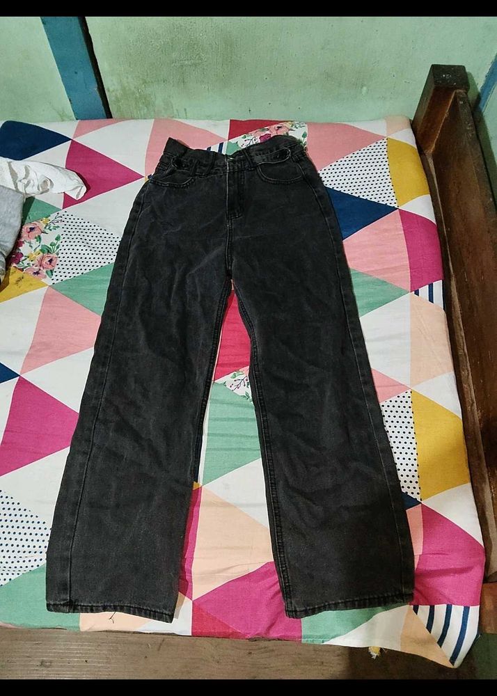 black straight jeans