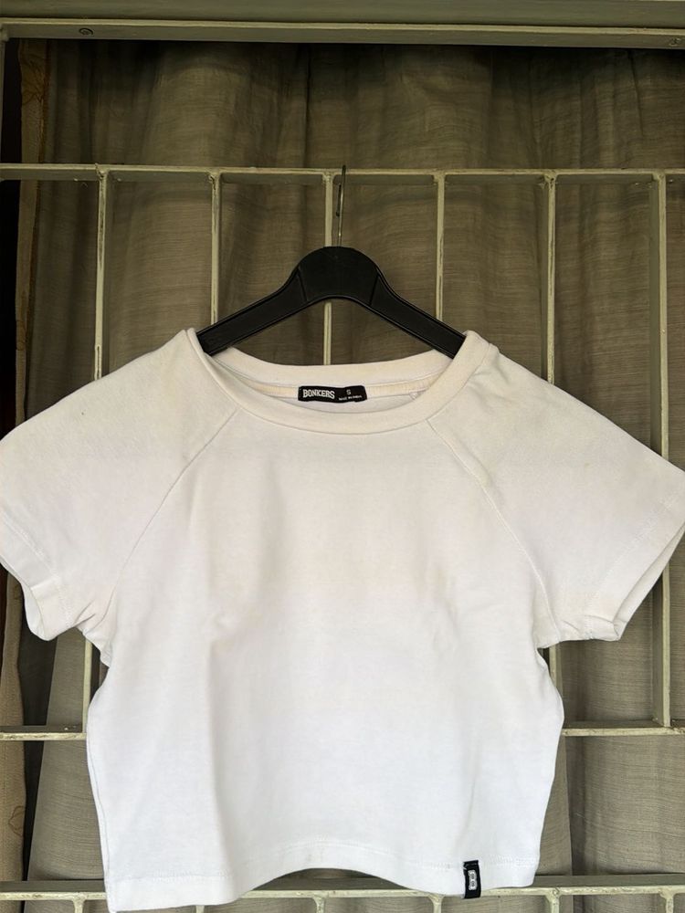 Classic White Cropped T-Shirt