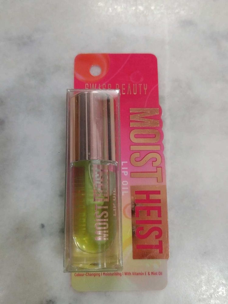 Swiss Beauty Moist Heist Lip Oil