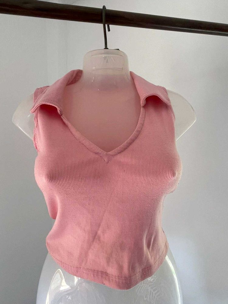 Pink Collared Sleeveless Crop Top