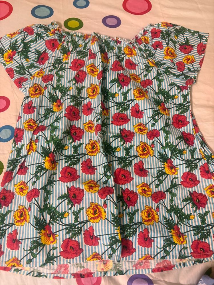 Floral Print Off-Shoulder Top