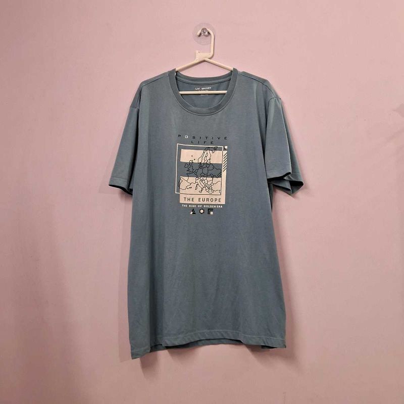 👕 | Vintage "The Europe" Graphic Tee