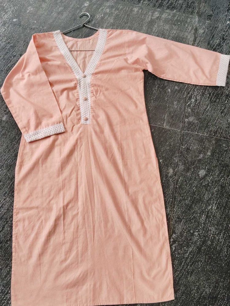 Peach Khadi Cotton Kurta Set with White Lace