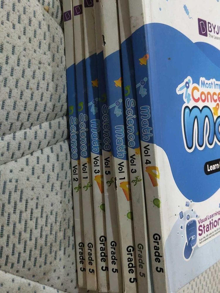 BYJU'S Grade 5 Math &amp; Science Books