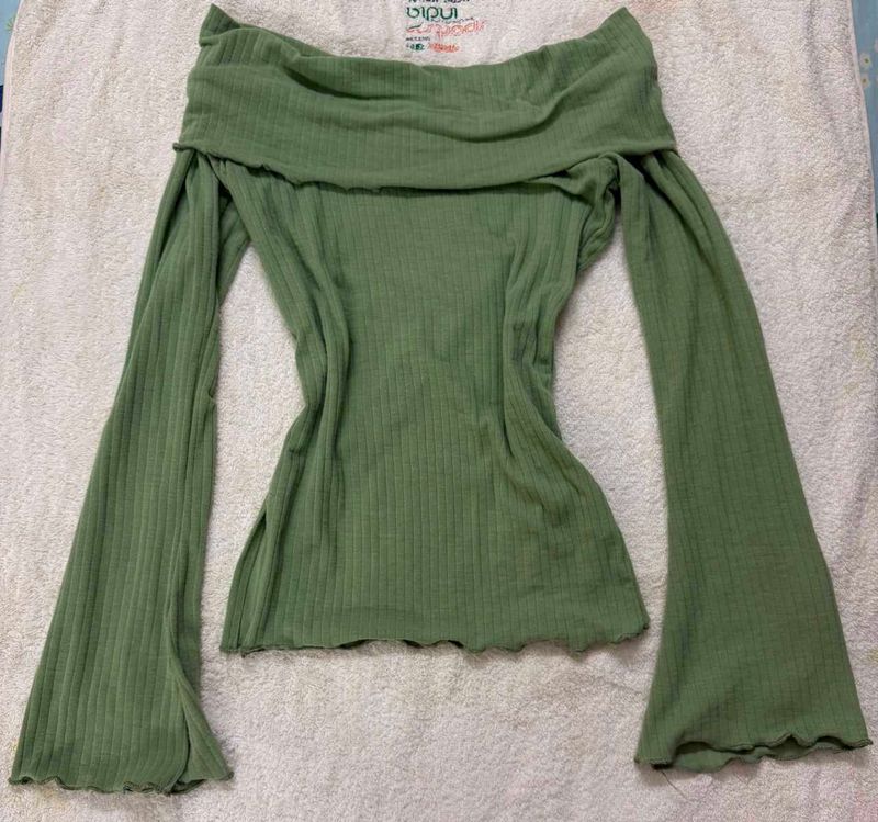 Off-Shoulder Bell Sleeve Ribbed Top