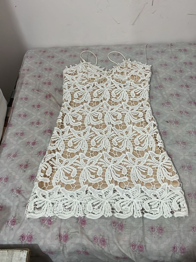 white dress