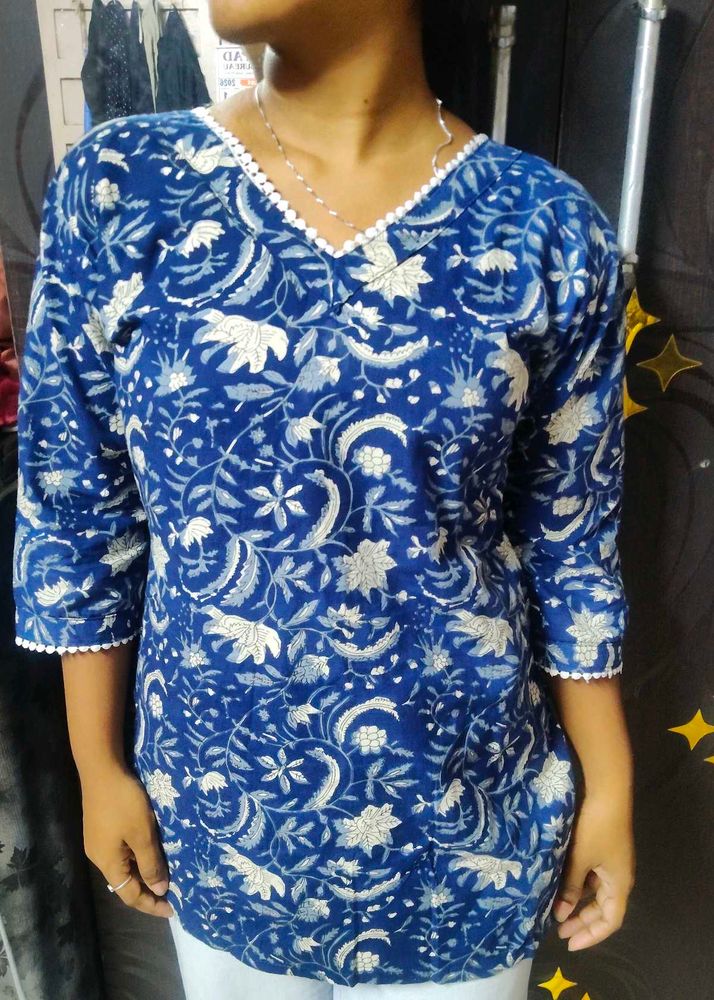 Blue Floral Print Kurta