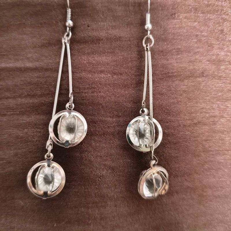 Elegant Dangle Earrings with Clear Gems