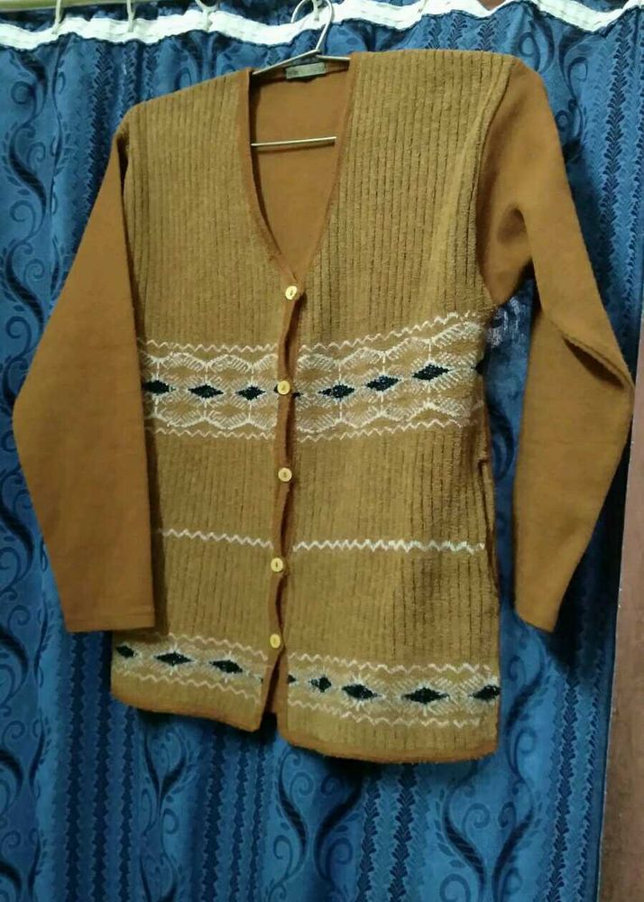 Women Woolen Cardigan.