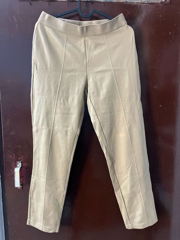 Stylish Beige Cropped Pants