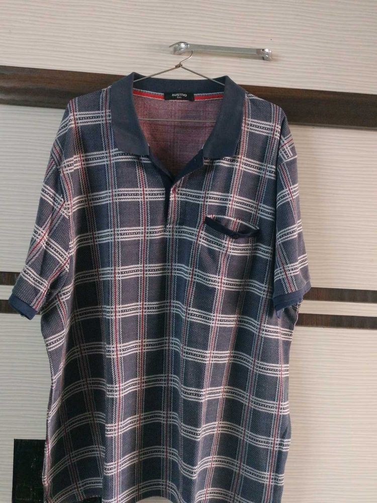 Austivo Men's T-shirt