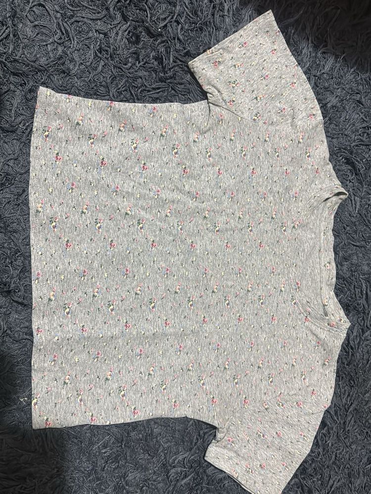 Floral Print Gray T-shirt