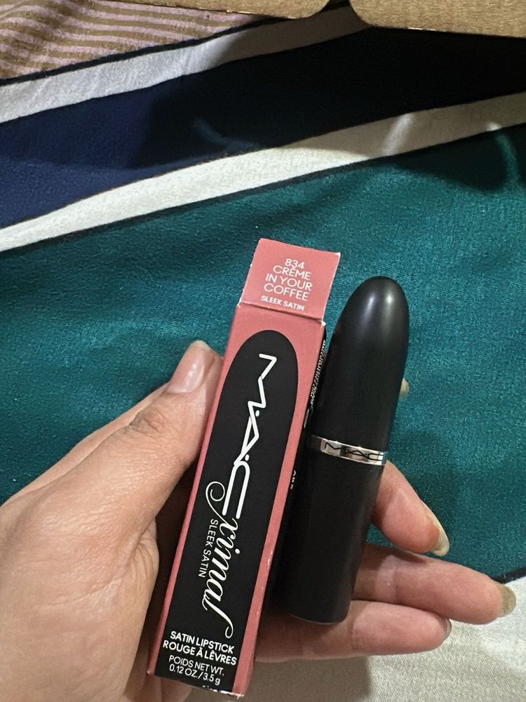 MAC Satin Lipstick - Creme in Your Coffee