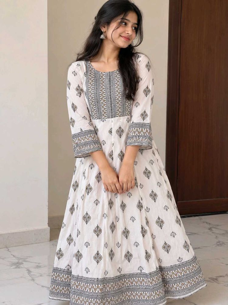 Elegant White Ethnic Gown