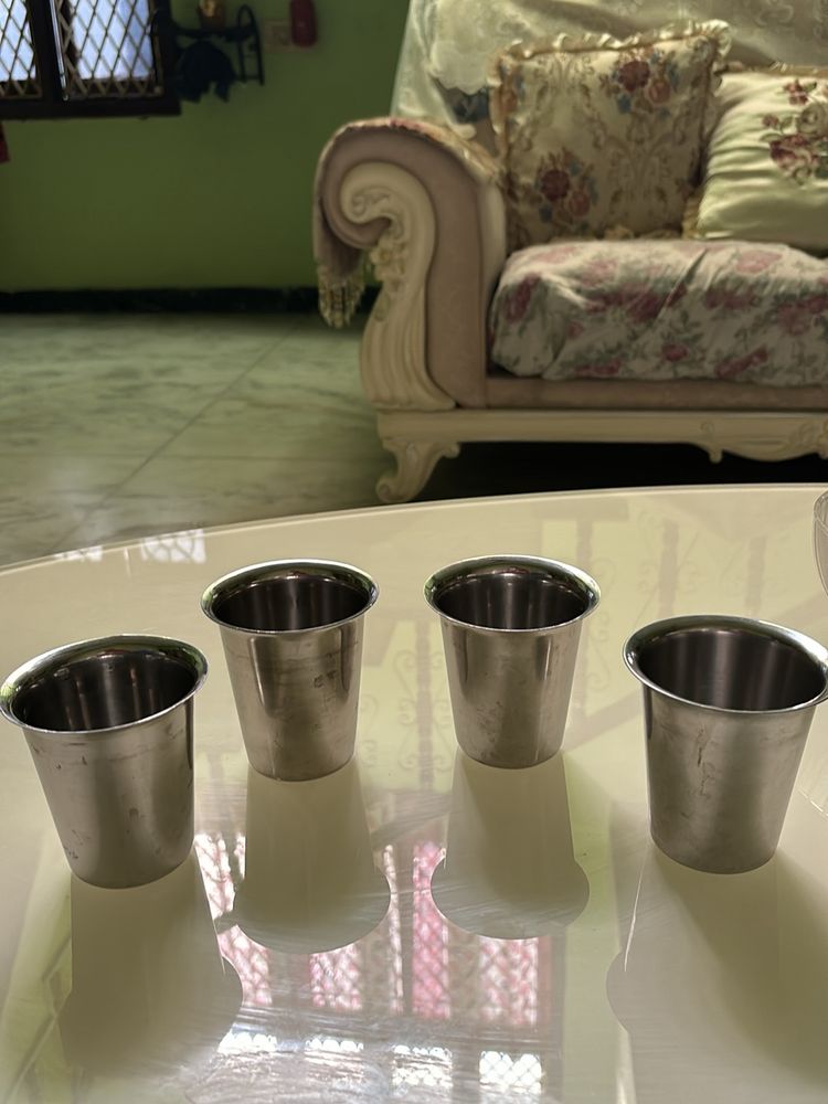 Stainless steel tumblers