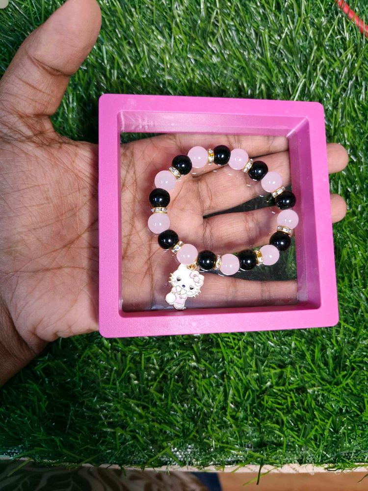 Trending Bracelet Collection