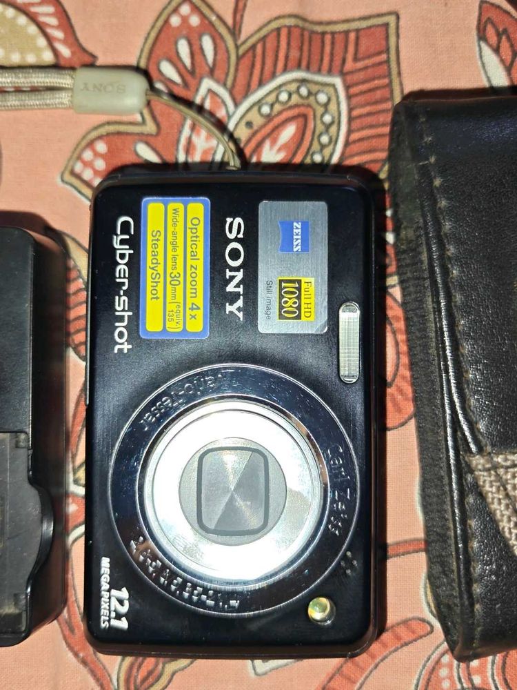 Sony Cyber-shot Digital Camera