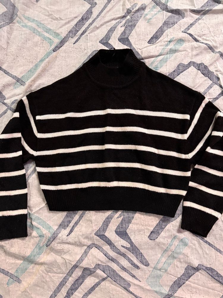 H&amp;M Crop Knit Sweater