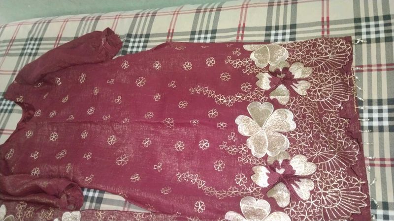 Maroon Kurta Set with Floral Embroidery