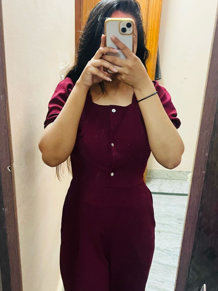 Elegant Maroon Puff Sleeve Jumpsuit |