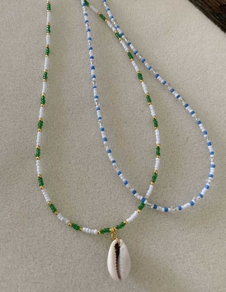 Beaded Necklace with Shell Pendant