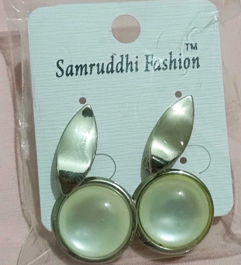 Elegant Pearl Drop Earrings
