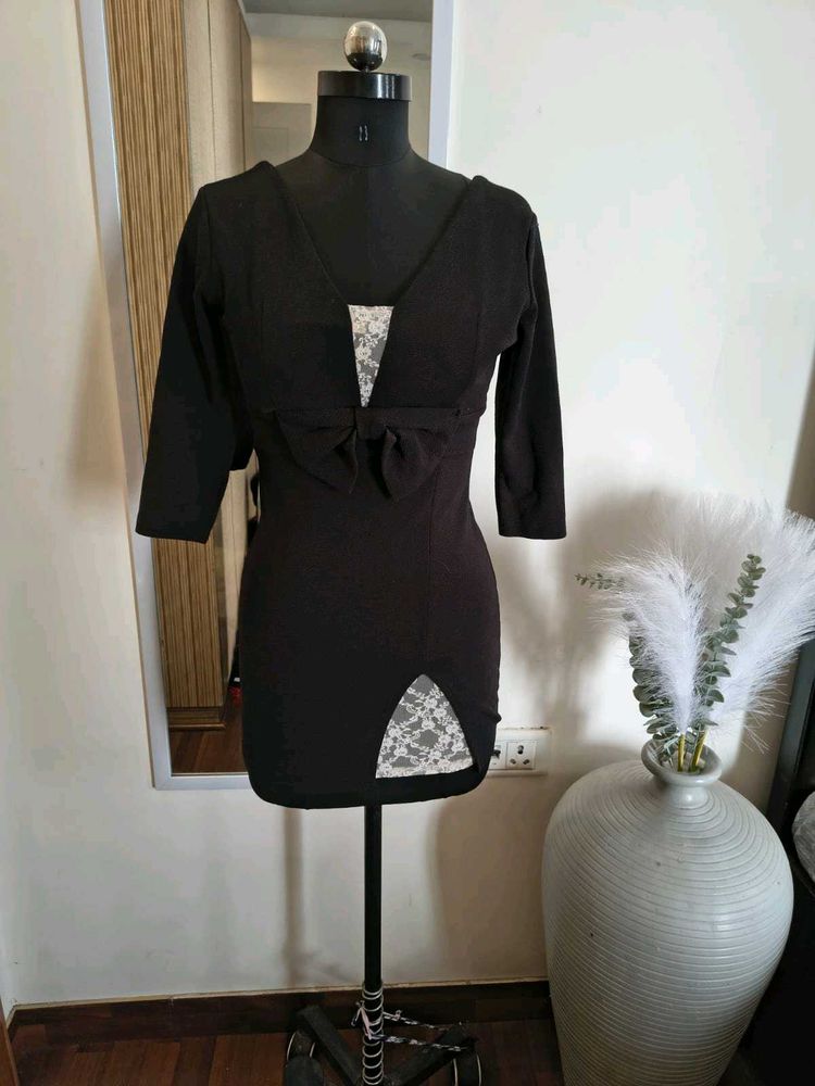 Chic Black Lace Detail Dress