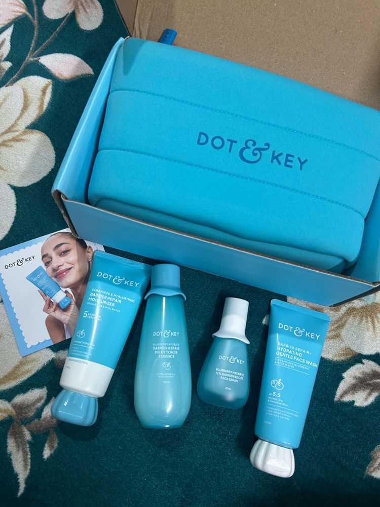 DOT &amp; KEY Barrier Repair Skincare Set