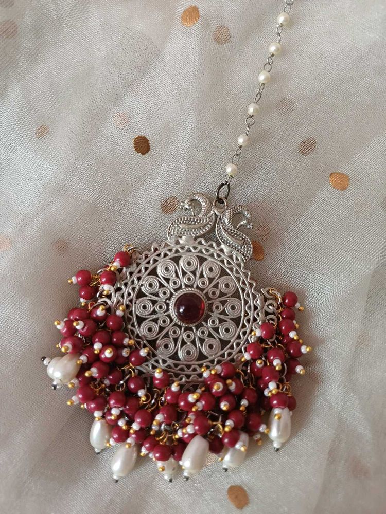 Exquisite Maang Tikka with Red Beads