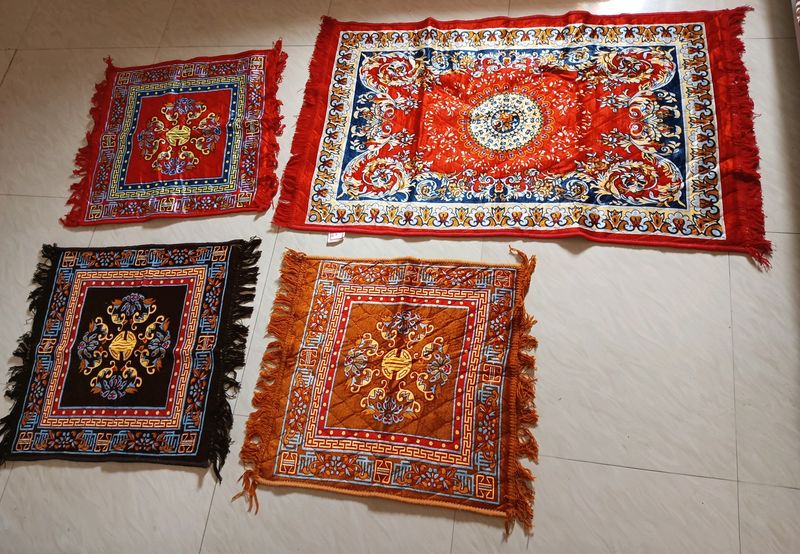 Kuber Industries Velvet Prayer Multipurpose Rug Mat (2 ft X 2 ft, 2-Gold, 2-Red and 2-Maroon=6 Rug Mat) &amp; 1 Kuber Industries Rugs (Red, Velvet, Standard)