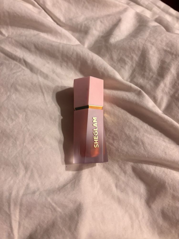 SHEGLAM Blush- Birthday Suit