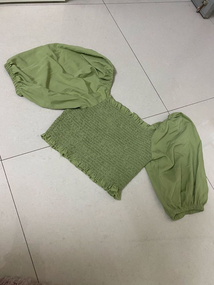 Chic Green Smocked Puff Sleeve Top