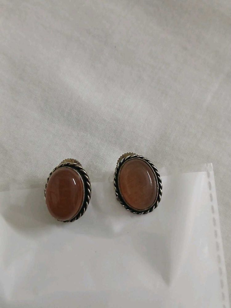 Elegant Oval Stone Earrings