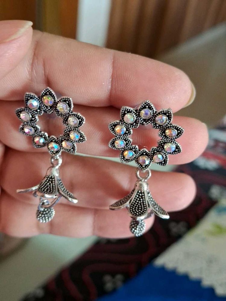 Oxidized jewellery