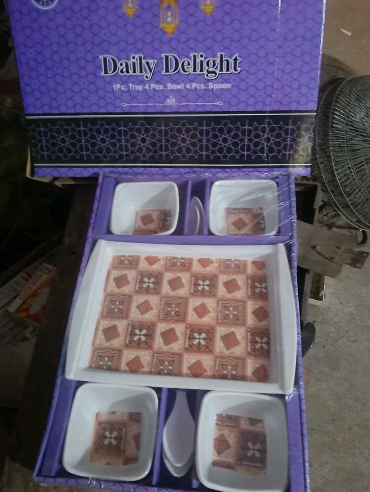 Daily Delight Serving Tray Set
