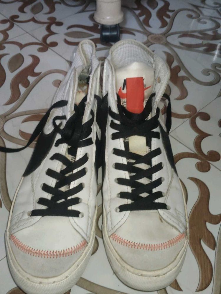 Nike High Top Sneakers