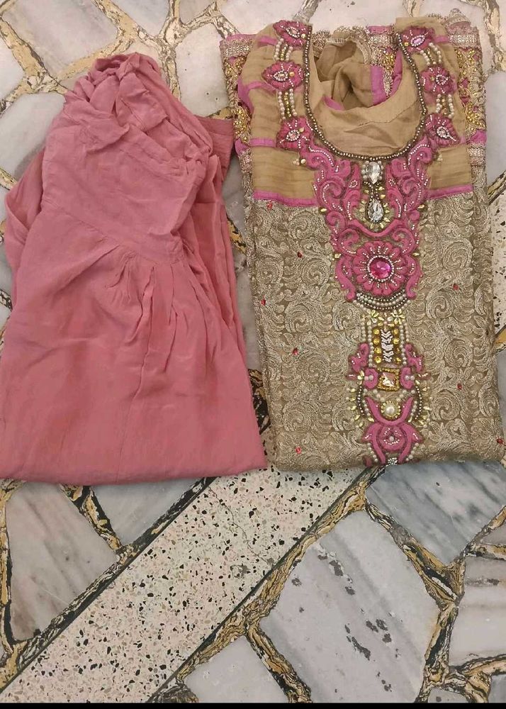 9. CREPE SUIT @ 399