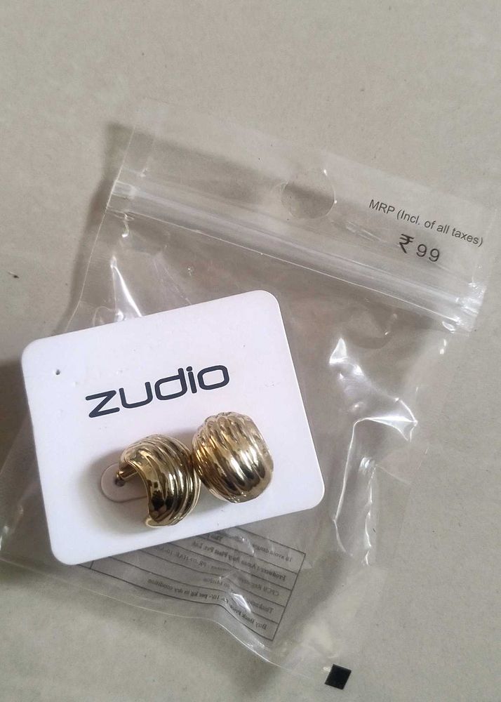 Zudio Gold Tone Hoop Earrings