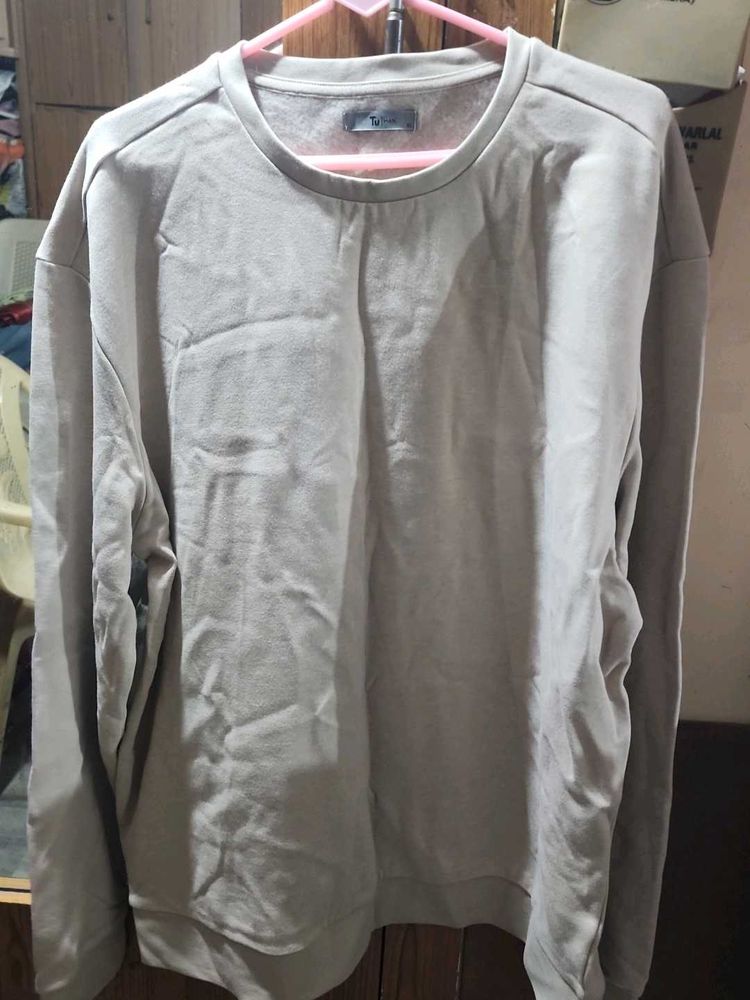 Lightweight Crew Neck Sweatshirt
