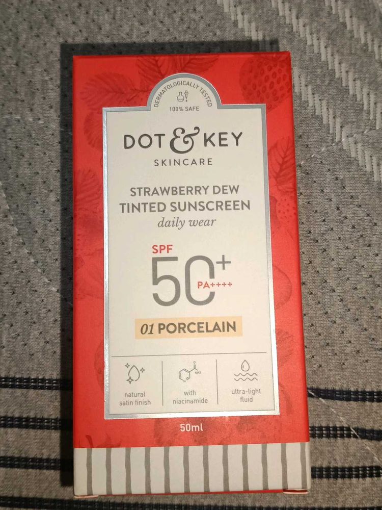 Dot &amp; Key Strawberry Dew Tinted Sunscreen
