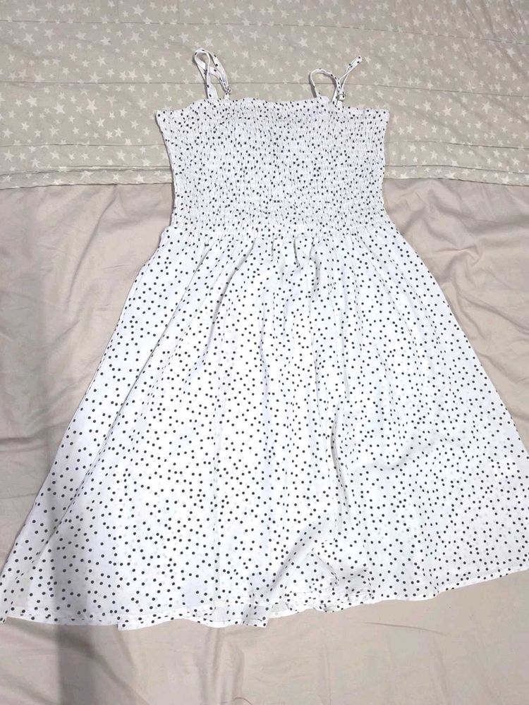 Chic Polka Dot Smocked Sundress