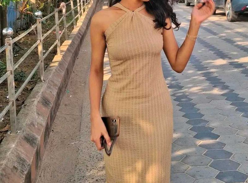 Ribbed Knit Halter Neck Maxi Dress
