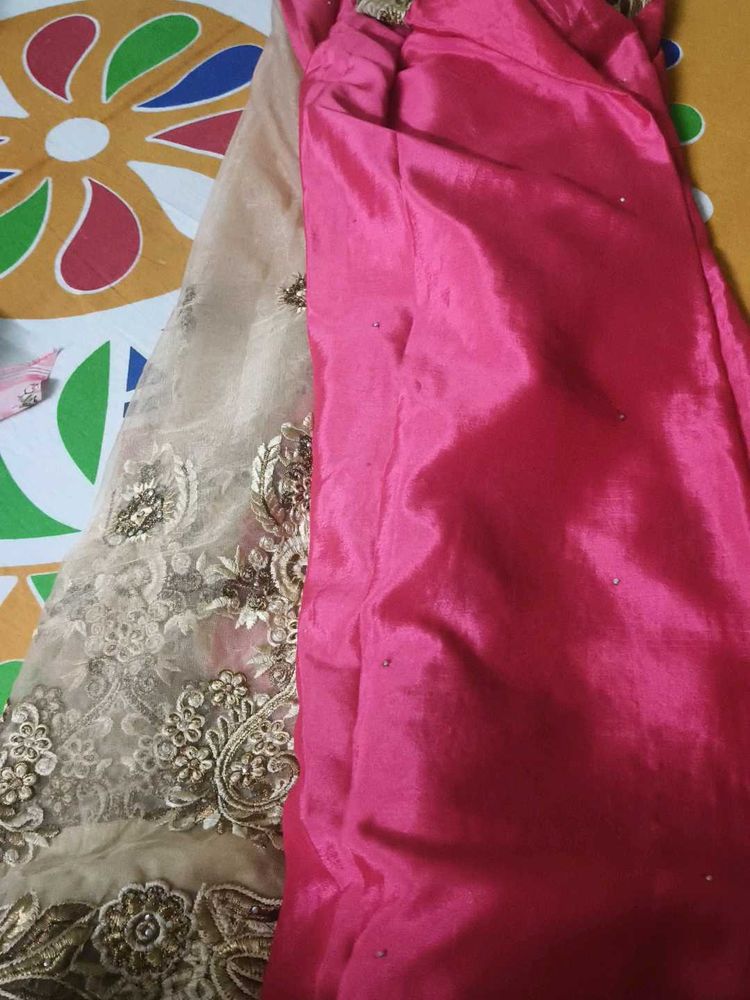 Elegant net saree Material