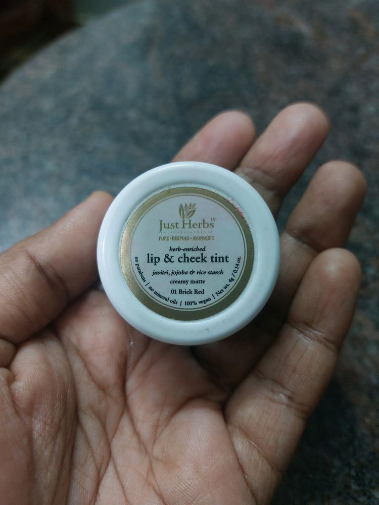 Just Herbs Lip &amp; Cheek Tint - 01 BRICK RED.