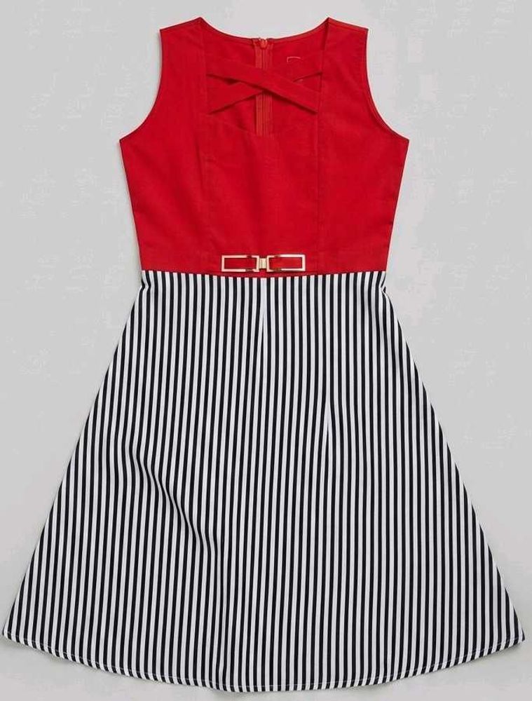 Chic Red &amp; Striped Sleeveless Dress