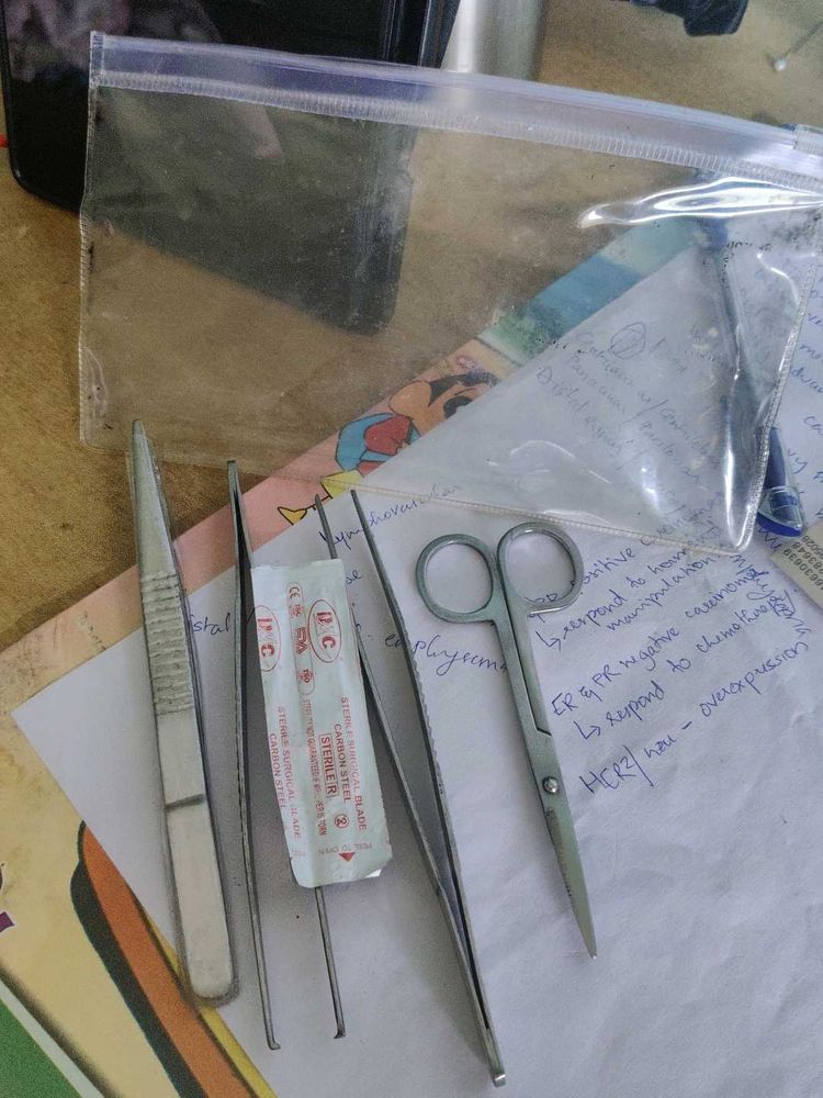 Dissection kit for anatomy first year