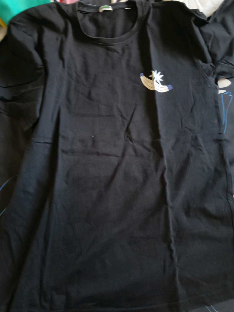 Graphic Print Black T-Shirt