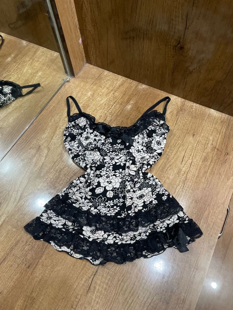 Floral Lace vintage top