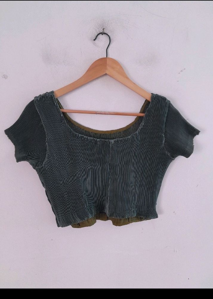 Wrinkled Blouse Cum Crop Top
