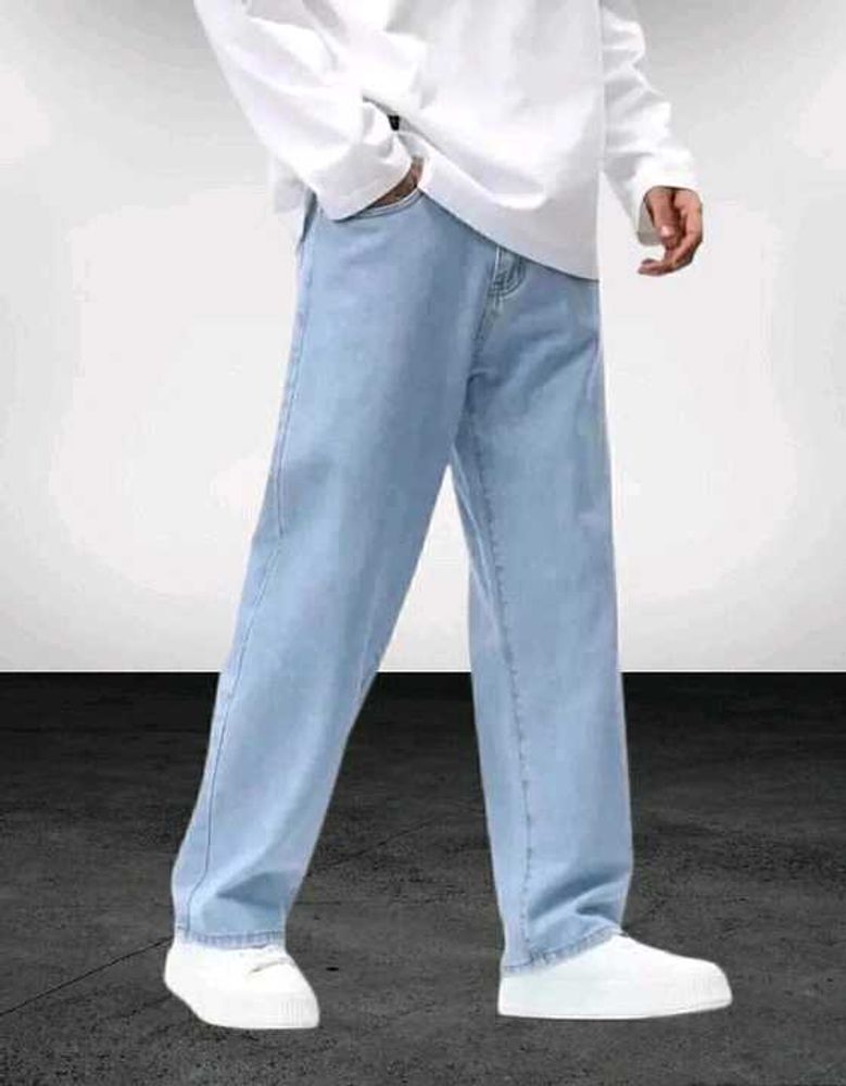 Premium Men’s Light Wash Relaxed Fit Jeans